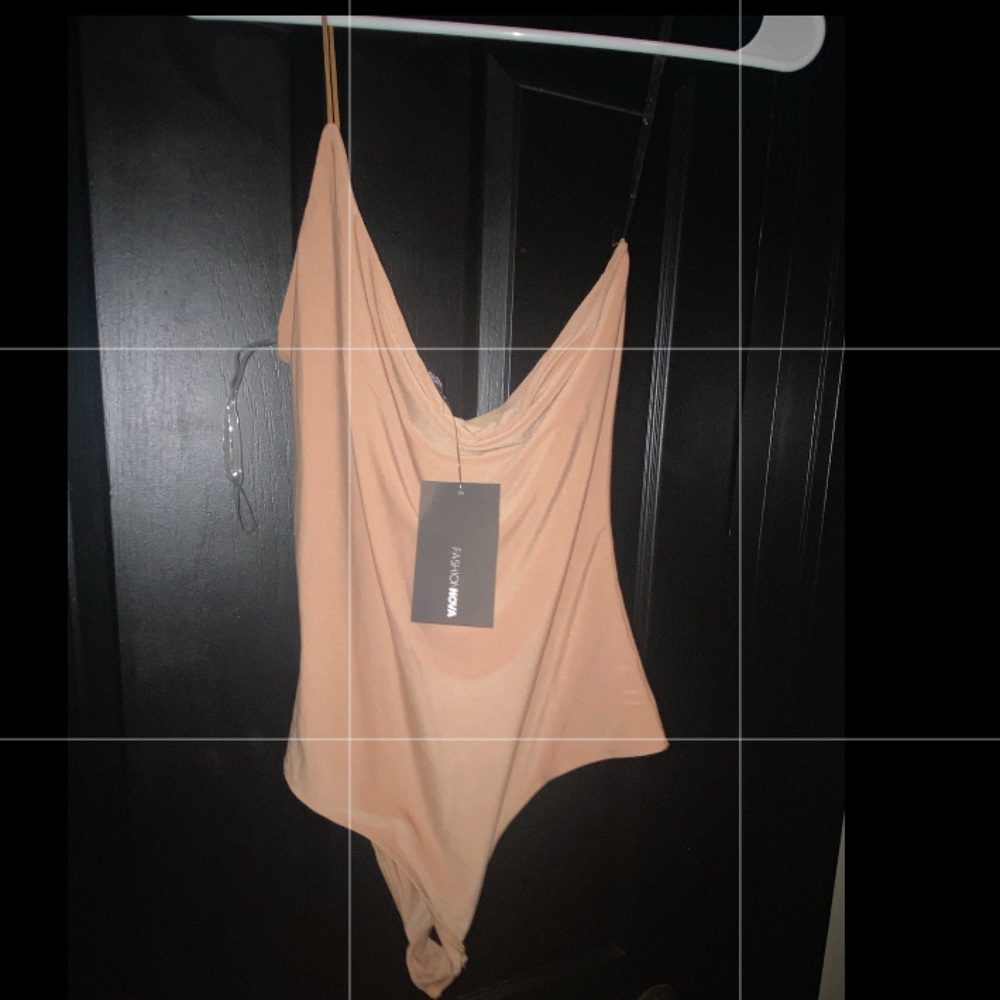 Fashion Nova one shoulder bodysuit